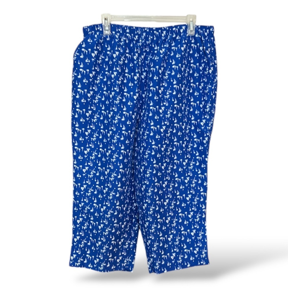 Megan Crossing Blue and White‎ Sail Boat Patterned Capri Pants women’s size 16
